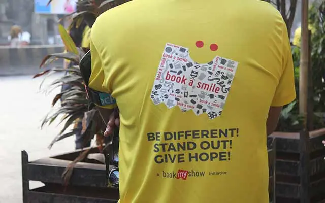 BookASmile at The Standard Chartered Mumbai Marathon ΓÇô Dream Run  : 2016