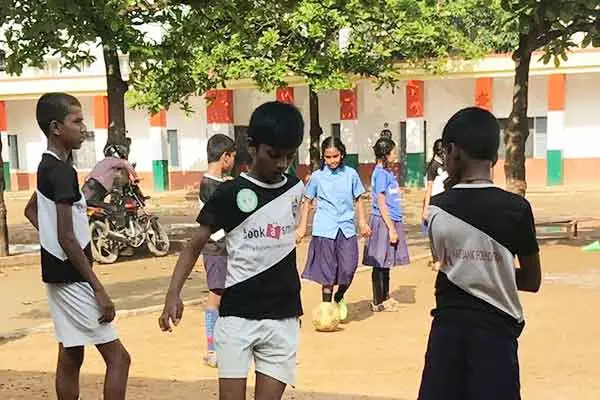 Enabling LeadershipΓÇÖs Football Program - ΓÇÿJust for KicksΓÇÖ